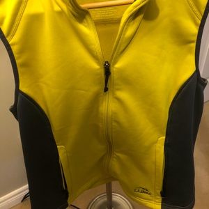 EUC 9/10 L.L BEAN women’s fleece vest in size L!!